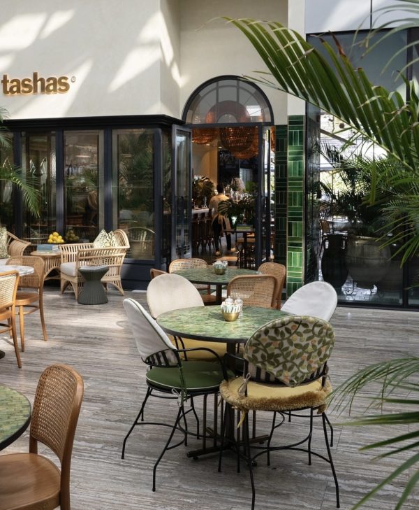 مقهى تاشاس روزبانك - tashas Rosebank