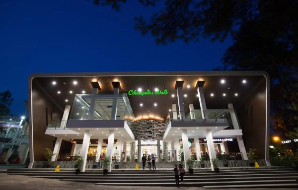 سوق سي هامبيلاس والك- Cihampelas Walk