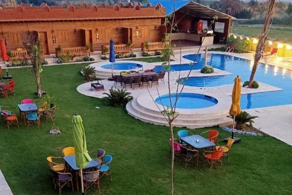 فندق اهرامات تونس