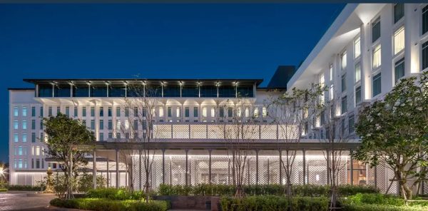  Ramada Plaza by Wyndham Chao Fah