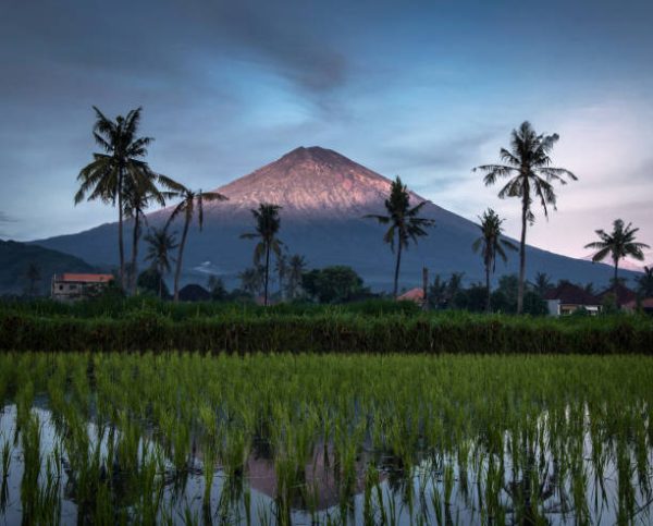 جبل آغونغ - Mount Agung