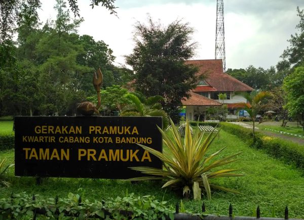 حديقة براموكا - Pramuka Park 