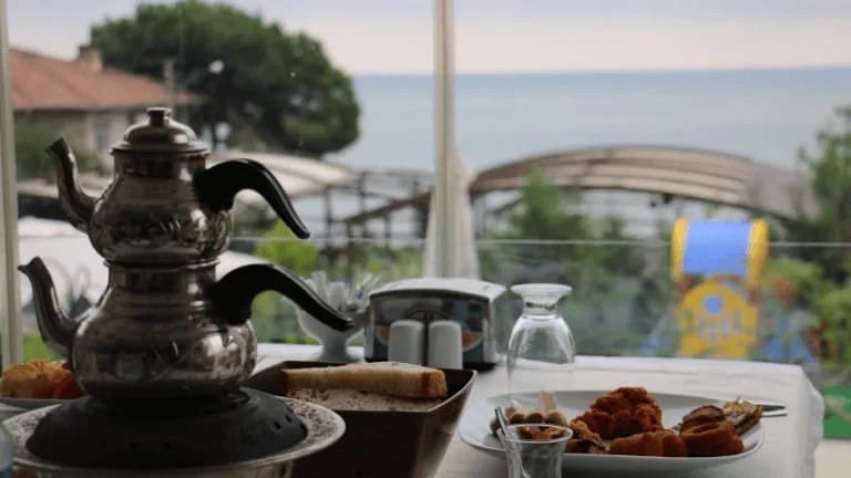 مطعم مرجان باليك (Mercan Balık Restaurant)