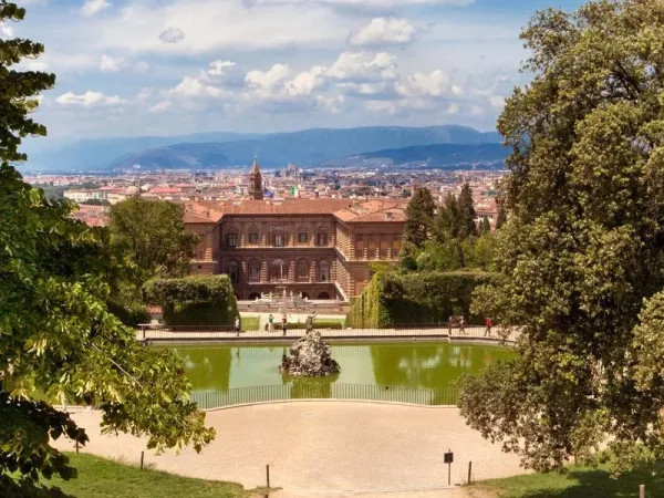 قصر بيتي (Palazzo Pitti)