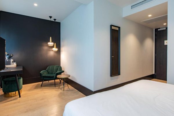 The James Hotel Rotterdam