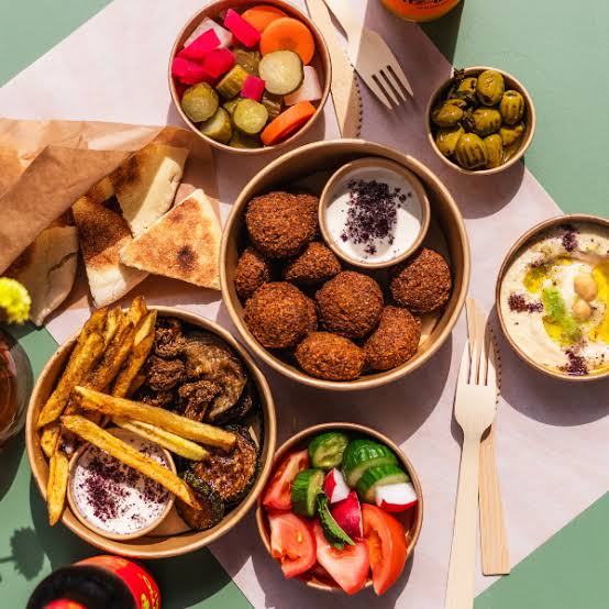 Nabäti Eatery Falafel & Hummus