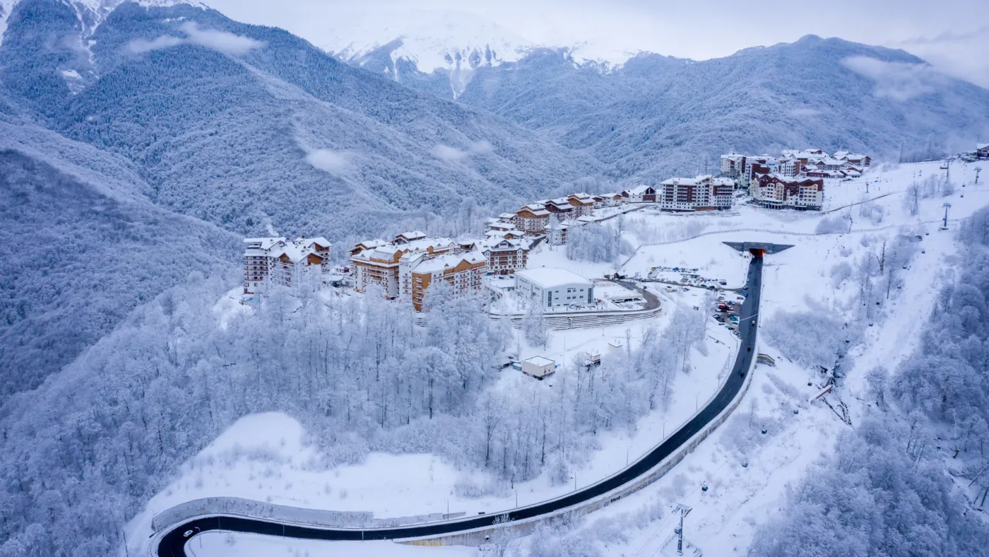 جبال كراسنايا بوليانا جبال كراسنايا بوليانا